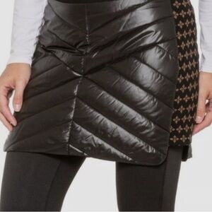 Krimson Klover Black insulated Quilted Women's Skirt sz M